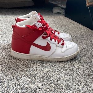 2007 varsity red Nike dunks